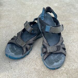 Men’s Merrell Sandals size 9